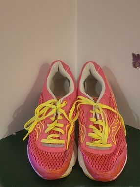 Women's Saucony Neon Pink and Yellow Lace-Up Running Sneakers, Size 10